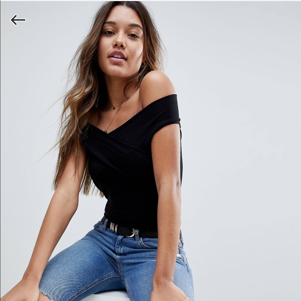 ASOS top with wrap front!👏